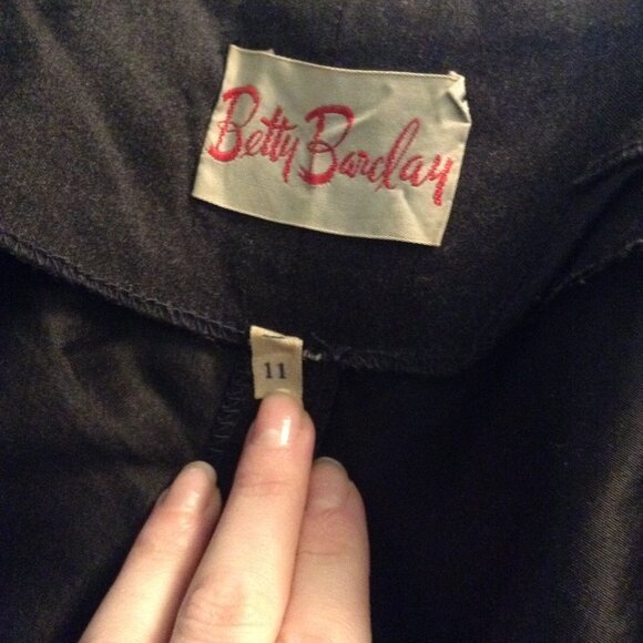 AS IS Vintage 1950s '50s Wool Cocktail Dress w. Lace Sleeves & Small Velvet Bows - Picture 8 of 8